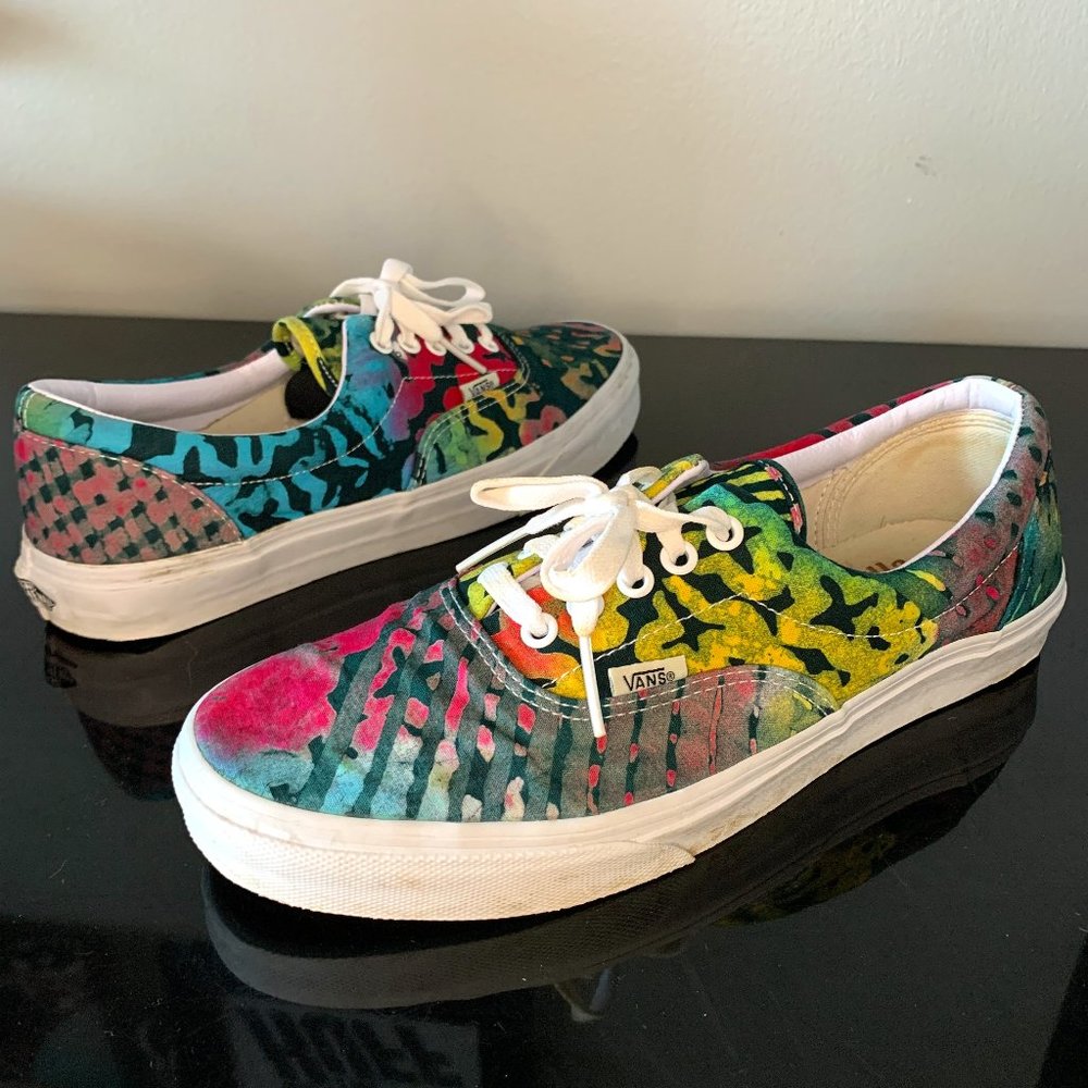 √ Vans x Della Collaboration